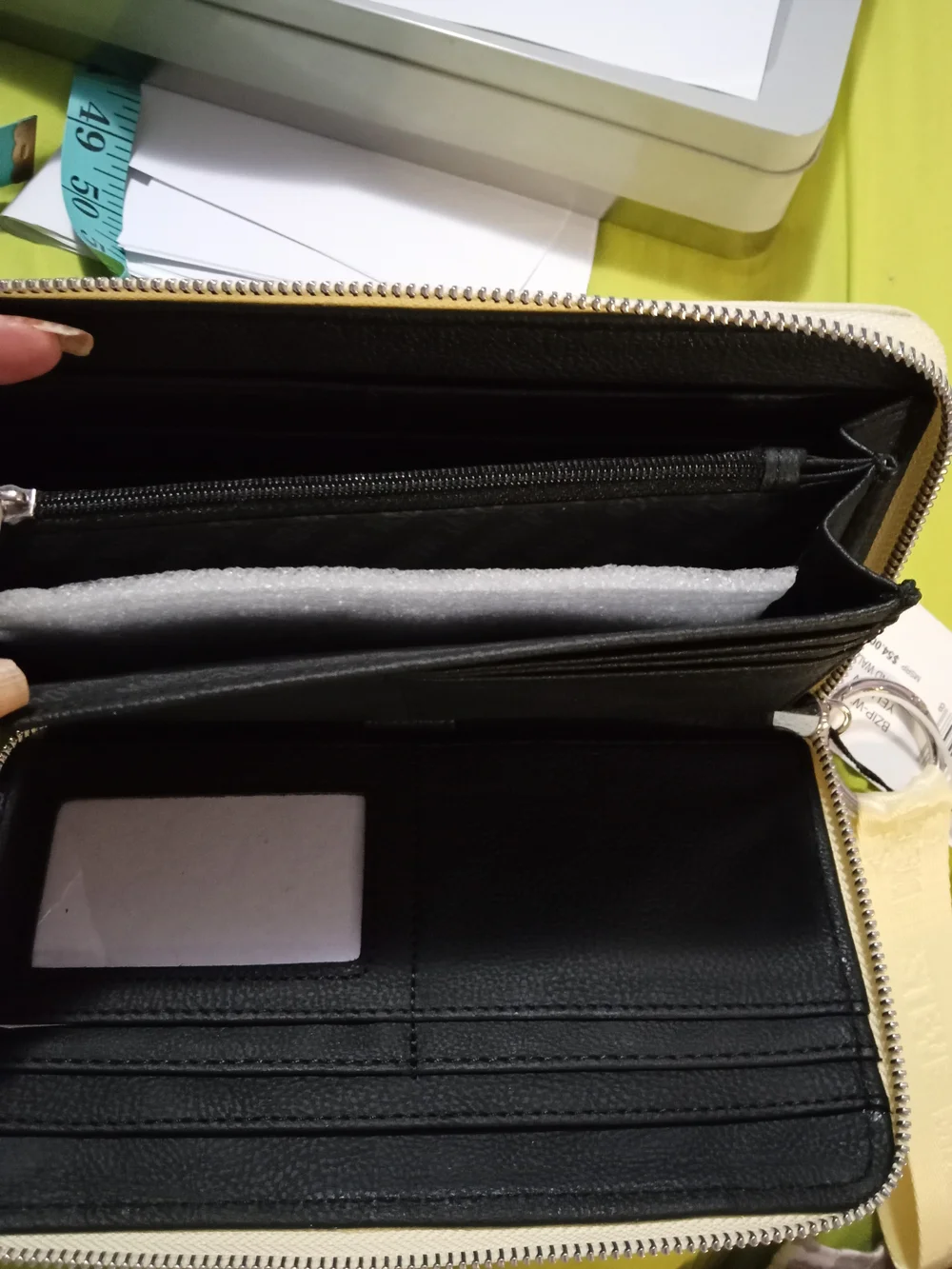Steve Madden Cream Women's Wristlet Wallet